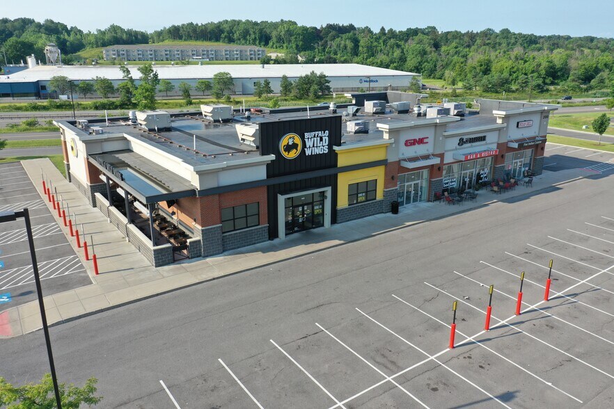 More Photos Of 120 Township Blvd, Camillus Unknown For Lease