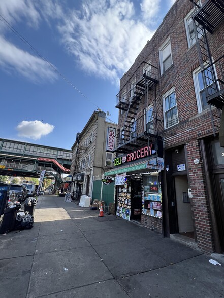 Primary Photo Of 382 Ave P, Brooklyn Storefront Retail Residential For Sale