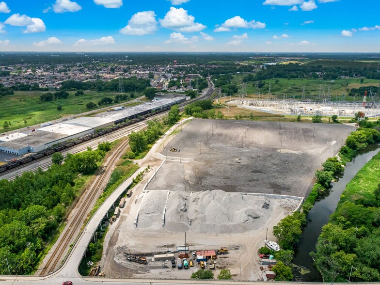 More Photos Of 310 Burnham Ave, Calumet City Land For Sale