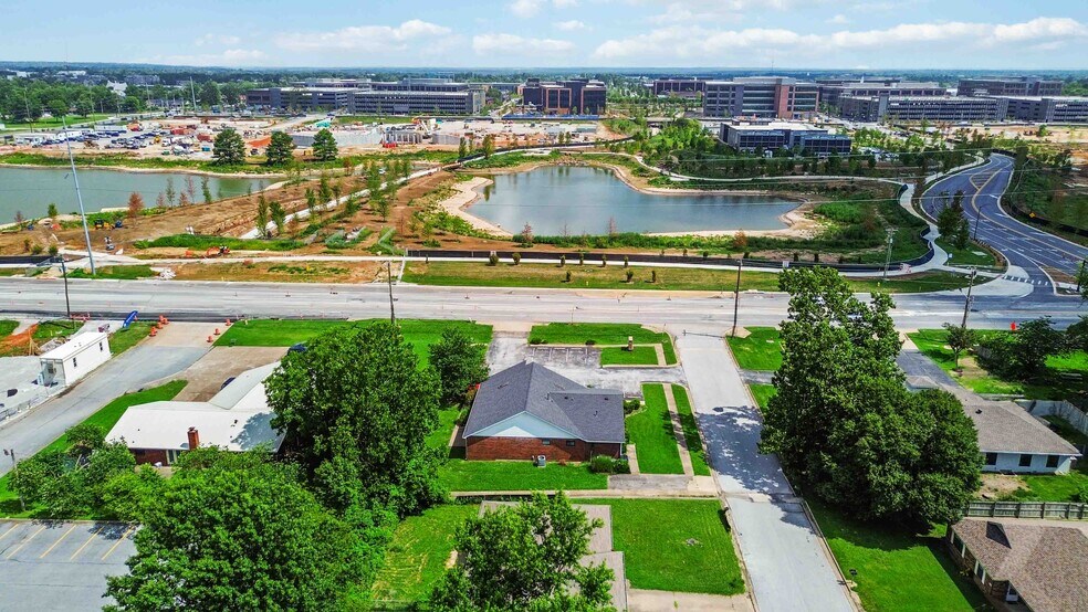 More Photos Of 1412 Se 14th St, Bentonville Medical For Lease