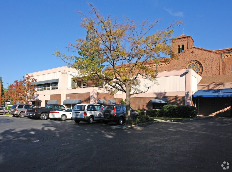 More Photos Of 3810 J St, Sacramento Medical For Sale