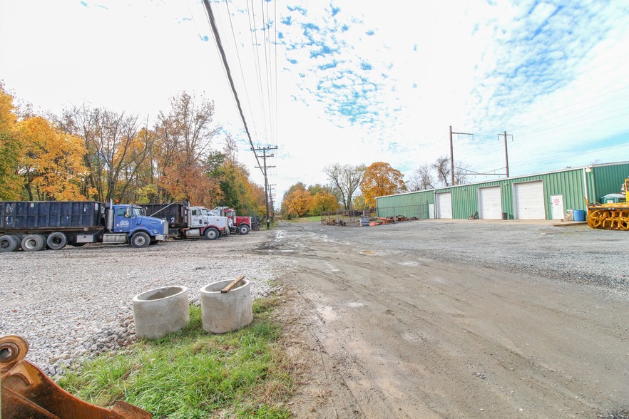 More Photos Of 200 S Post Rd, Aberdeen Warehouse For Lease