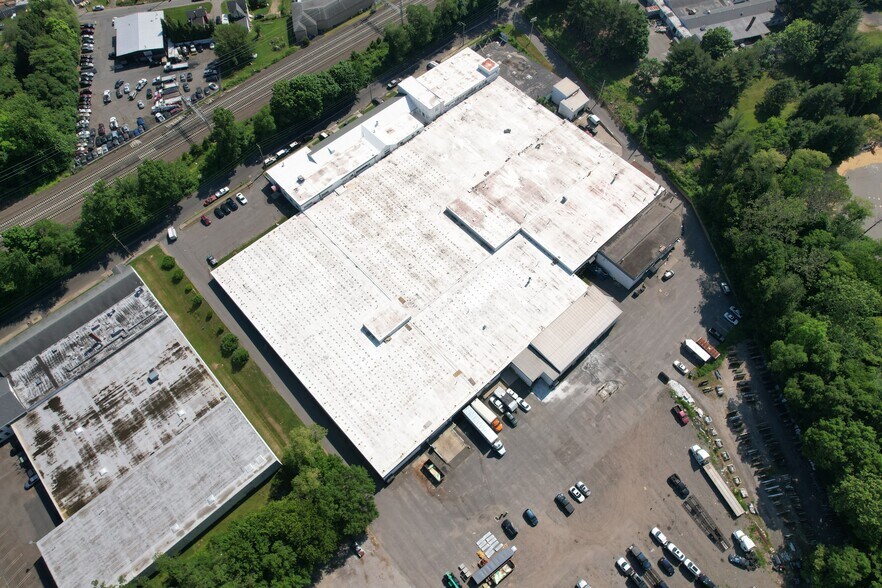 More Photos Of 80 Wampus Ln, Milford Warehouse For Lease