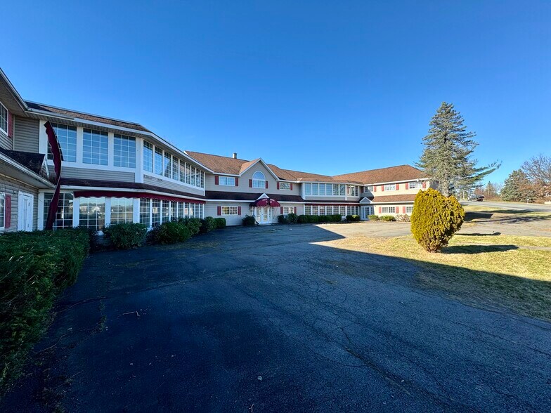 Primary Photo Of 2860 PA-309, Dallas Congregate Senior Housing For Lease