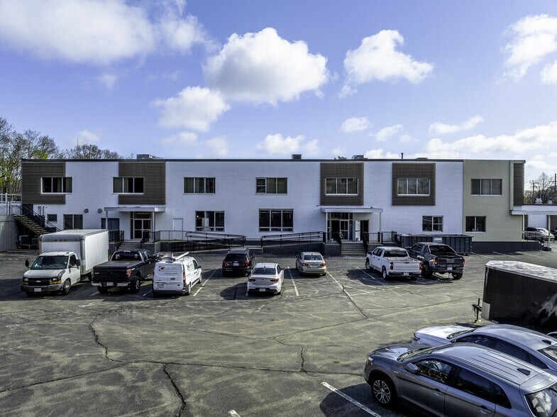 More Photos Of 19-29 Needham St, Newton Office For Lease