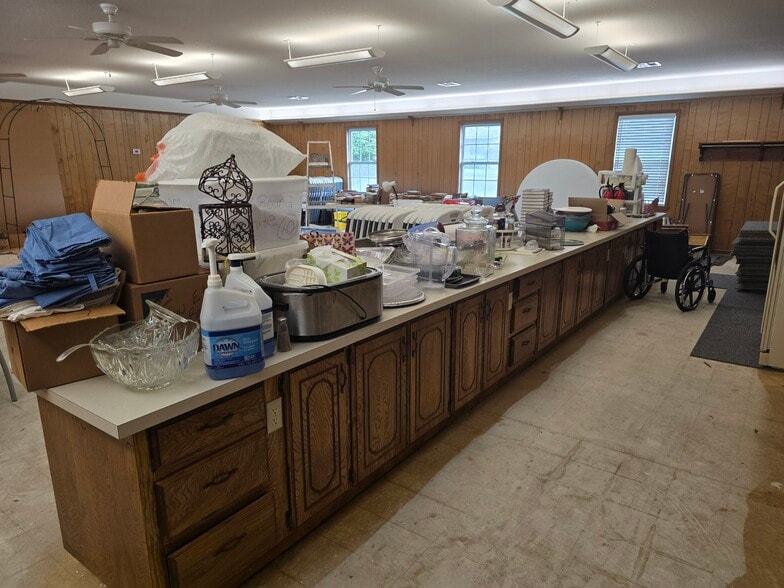 More Photos Of 8500 Frankoma Rd, Tulsa Religious Facility For Sale