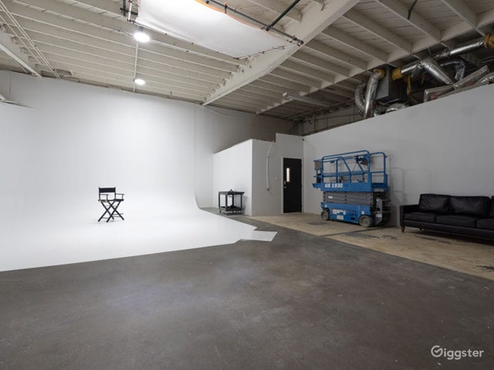 More Photos Of 272-280 Seigel St, Brooklyn Restaurant For Lease