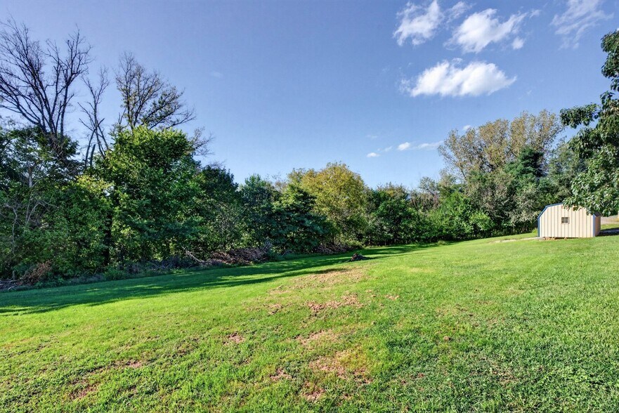 More Photos Of 211 Tannery Rd, Luray Warehouse For Sale