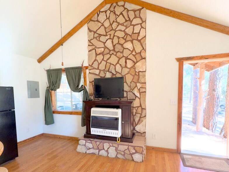 More Photos Of 2773 US Highway 82, Mayhill Hospitality For Sale