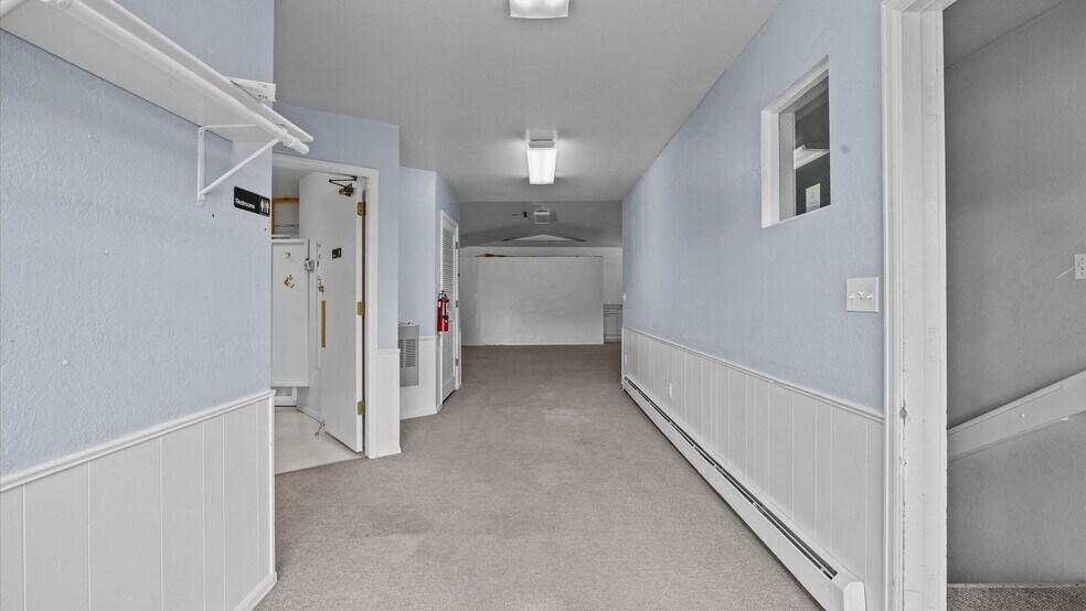 More Photos Of 2935 Patterson Rd, Grand Junction Specialty For Sale