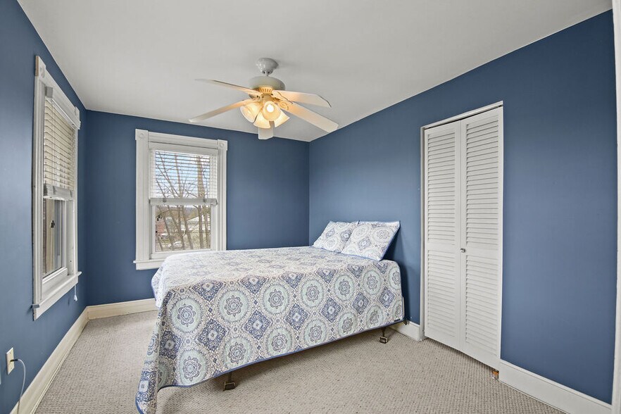 More Photos Of 18 Elm St, Rocky Hill Office Residential For Sale