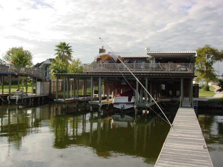 More Photos Of 844 Beach Walk Blvd, Conroe Land For Sale