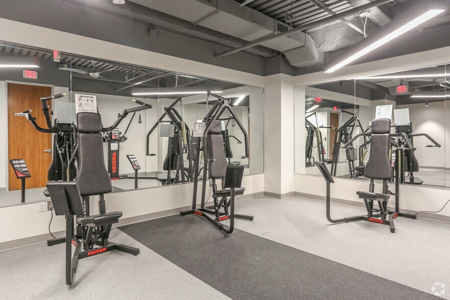 More Photos Of 1001 McKinney St, Houston Office Residential For Lease