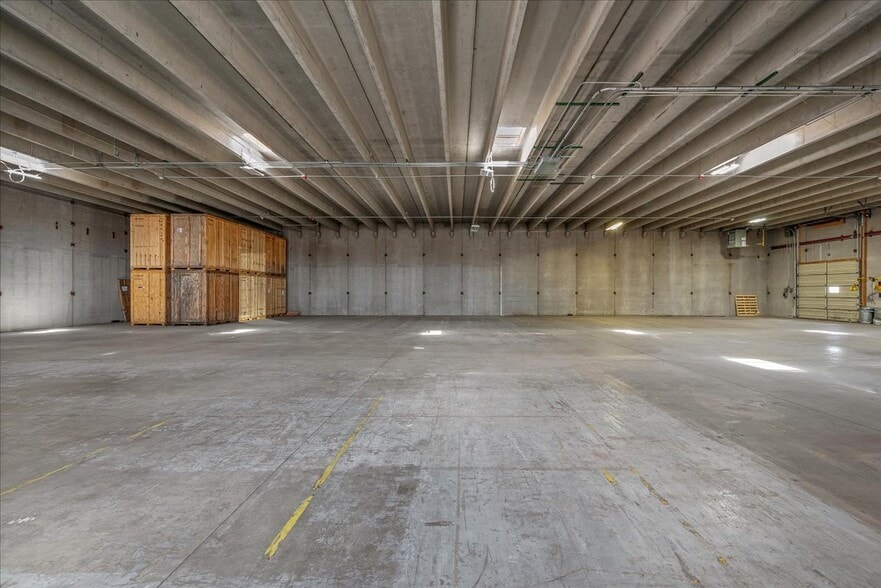 More Photos Of 265 Northamerican Rd, Cheyenne Warehouse For Lease