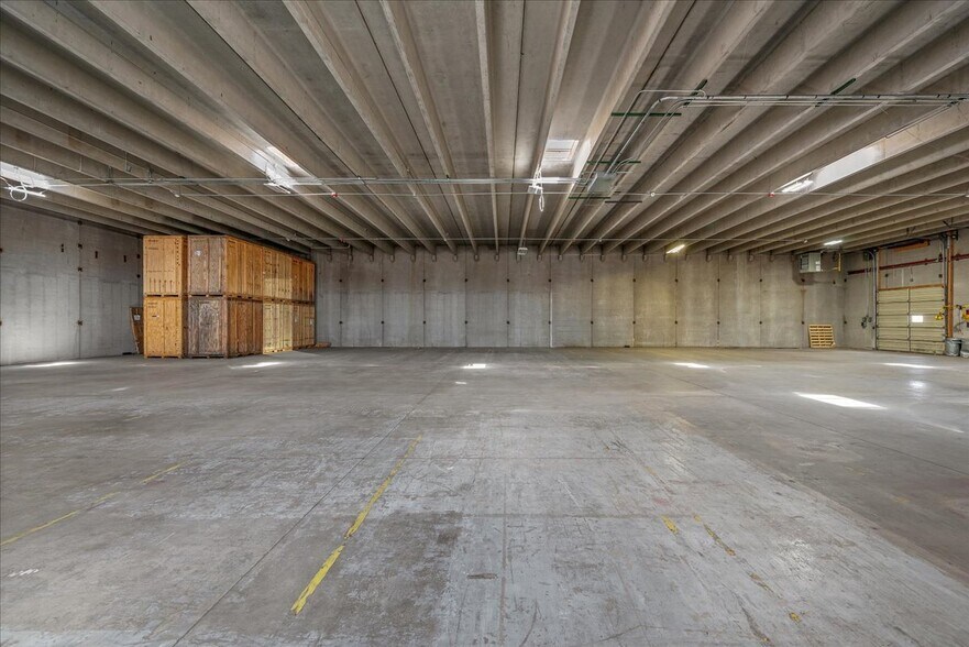 More Photos Of 265 Northamerican Rd, Cheyenne Warehouse For Sale