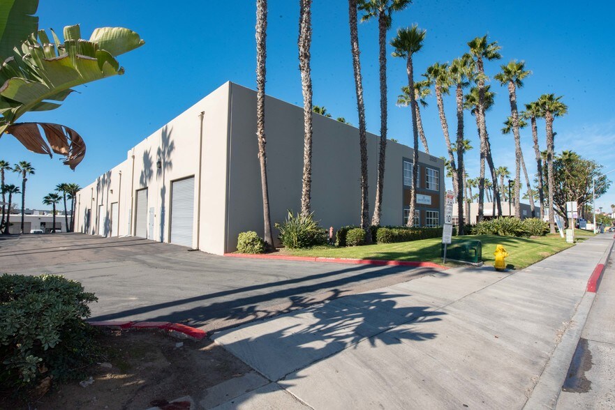 More Photos Of 3085 Beyer Blvd, San Diego Unknown For Sale