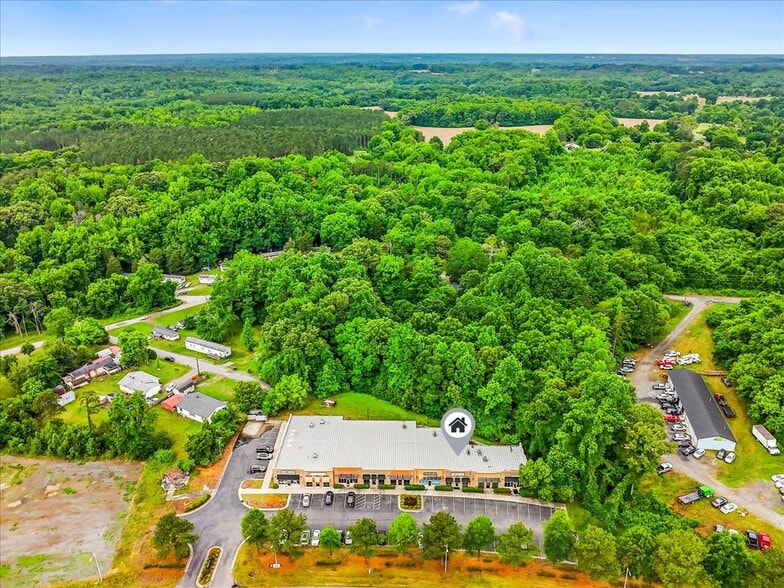 More Photos Of 562 Valley Rd, Mocksville Freestanding For Sale