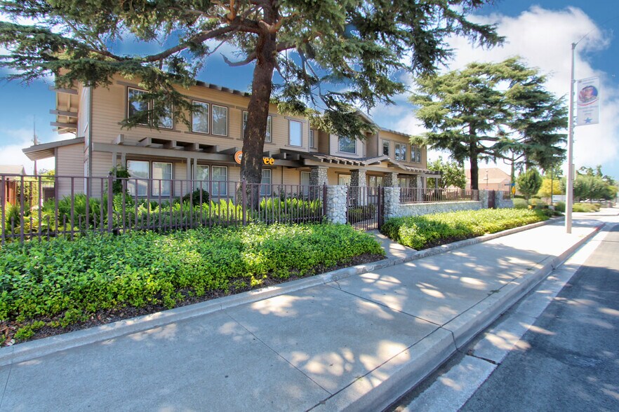 More Photos Of 437 N Riverside Ave, Rialto Loft Creative Space For Sale