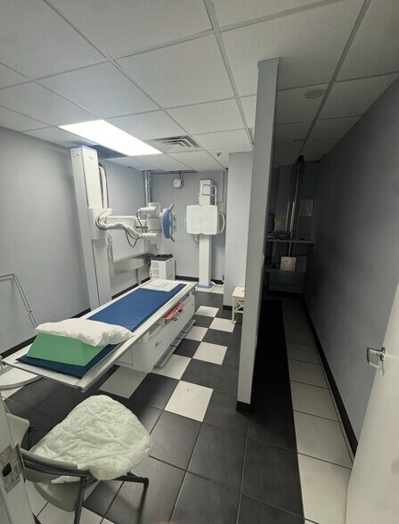 More Photos Of 8686 Bay Pky, Brooklyn Office Residential For Sale