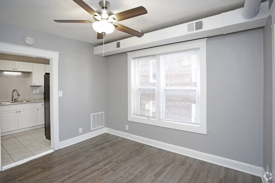 More Photos Of 135 N Lawn Ave, Kansas City Apartments For Sale