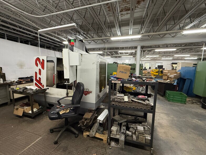 More Photos Of 44 Southbridge Rd, Dudley Light Manufacturing For Sale