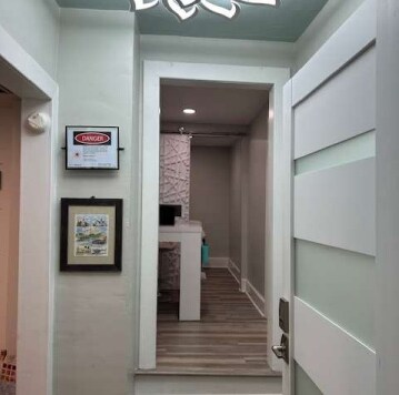 More Photos Of 2 W Loudoun St, Round Hill Storefront Retail Office For Lease