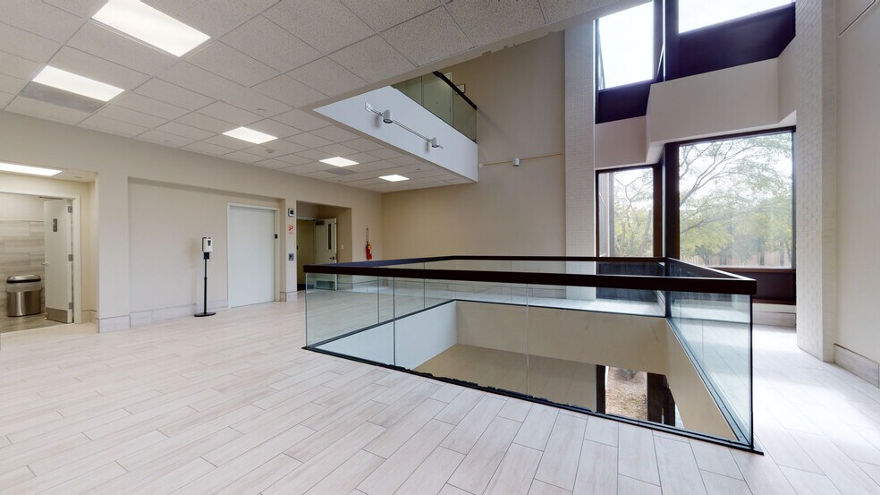 More Photos Of 742 Alexander Rd, Princeton Unknown For Lease