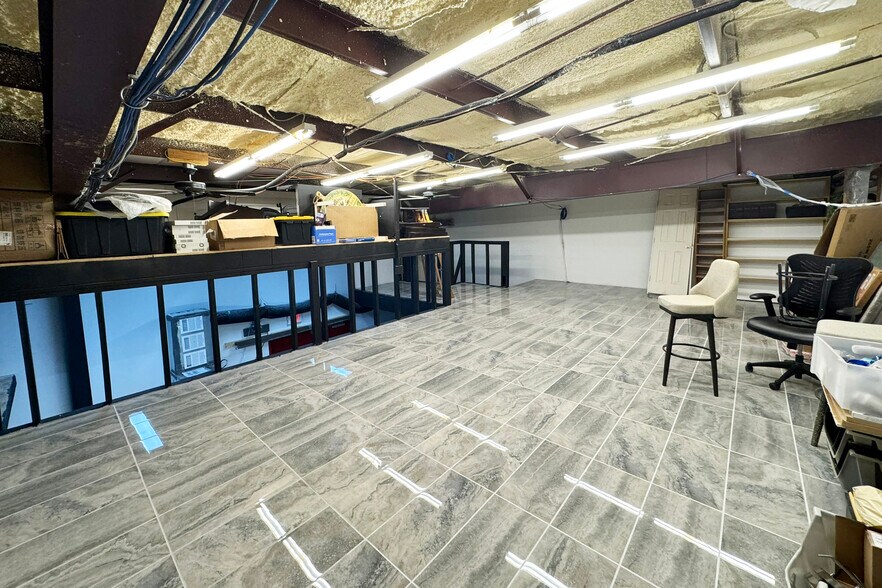 More Photos Of 1800 Industrial Blvd, Colleyville Loft Creative Space For Sale