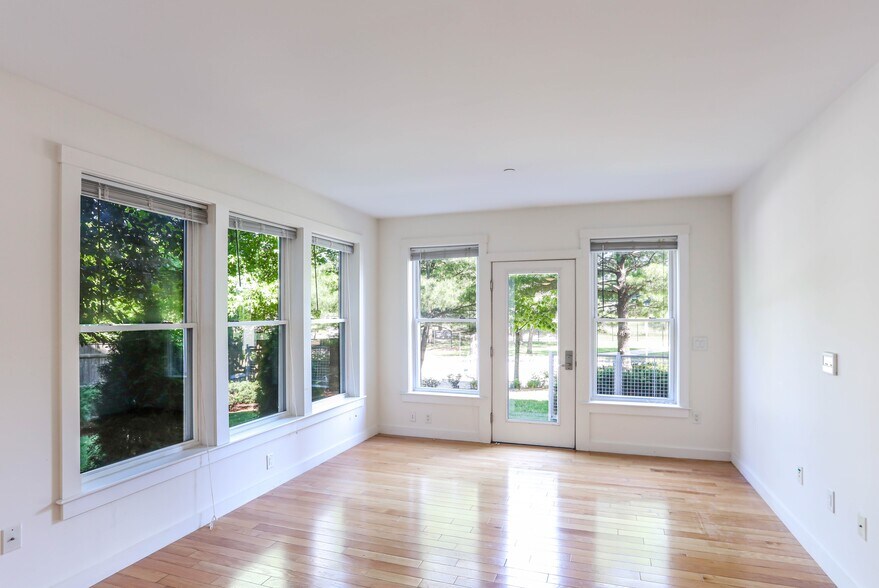 More Photos Of 87 New St, Cambridge Apartments For Sale