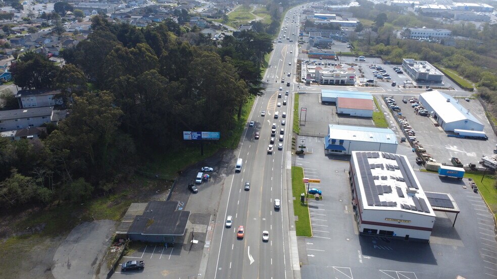 More Photos Of 2431 Broadway, Eureka Land For Lease