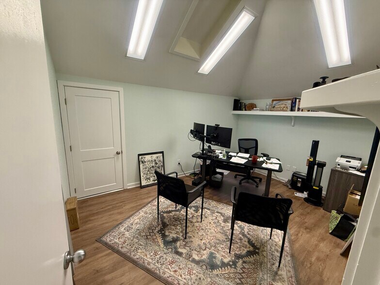 More Photos Of 1411 S 14th St, Fernandina Beach Office For Lease