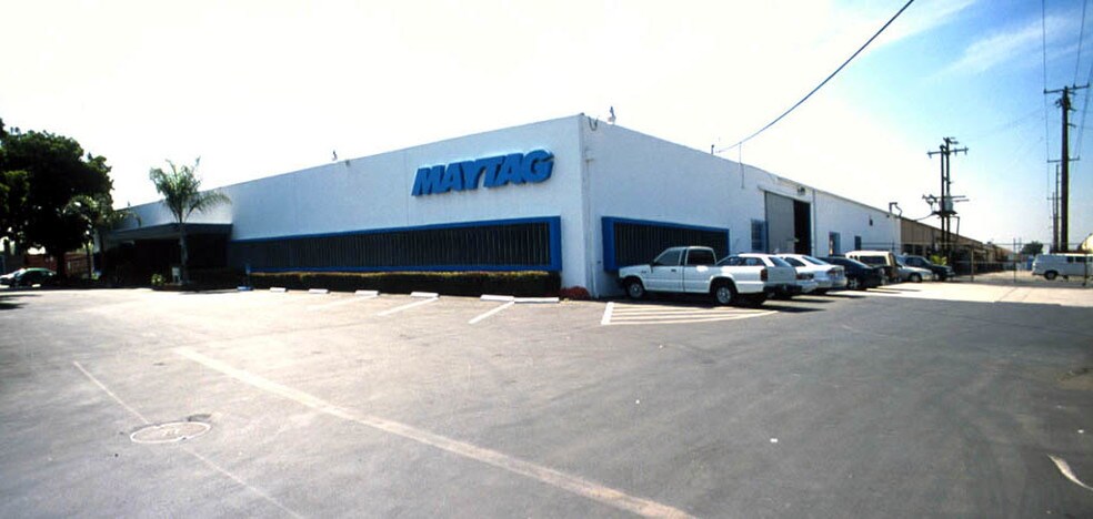 More Photos Of 245 N Vineland Ave, City Of Industry Warehouse For Lease