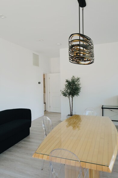More Photos Of 81 Montauk Hwy, Wainscott Storefront Retail Office For Lease