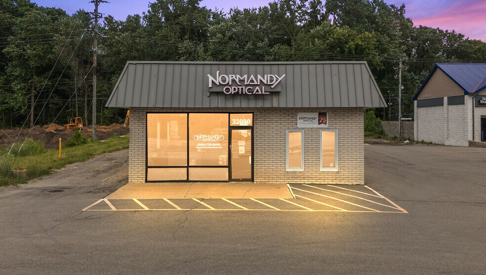 Primary Photo Of 32090 23 Mile Rd, Chesterfield Medical For Sale