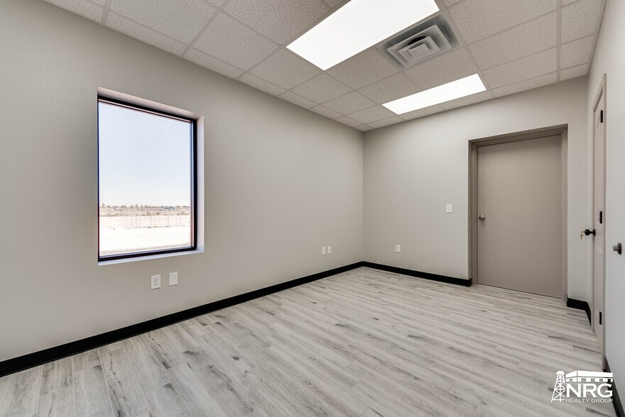 More Photos Of 3015 W County Road 135, Midland Warehouse For Sale