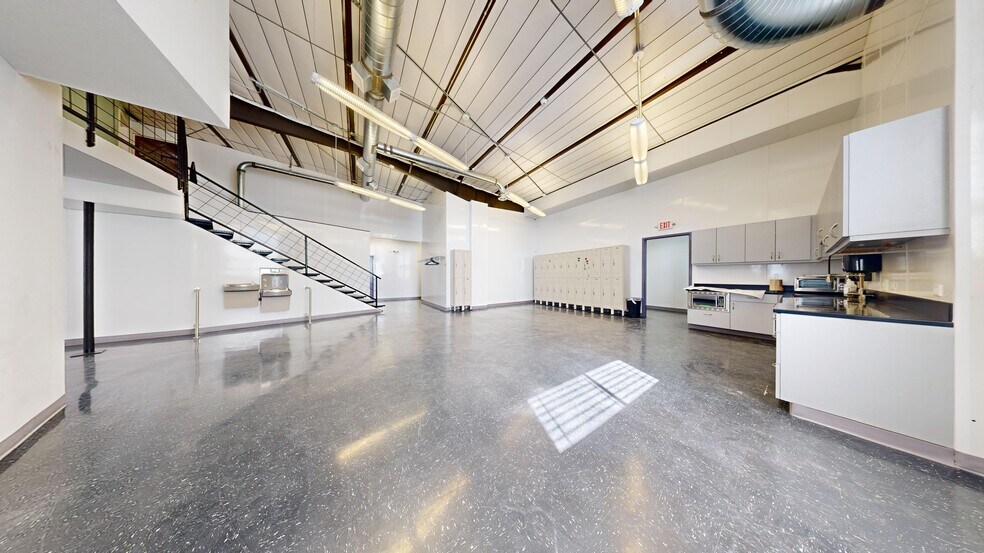 More Photos Of 1105 Constitution Dr, Trinidad Food Processing For Sale