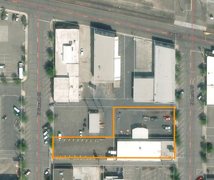 More Photos Of 19 N Benton St, Kennewick Freestanding For Sale