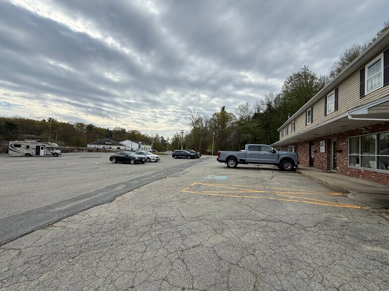 More Photos Of 79 Reservoir St, Holden Office For Lease