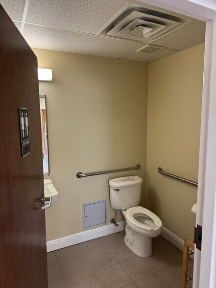 More Photos Of 1721 General Collins Ave, New Orleans Specialty For Sale