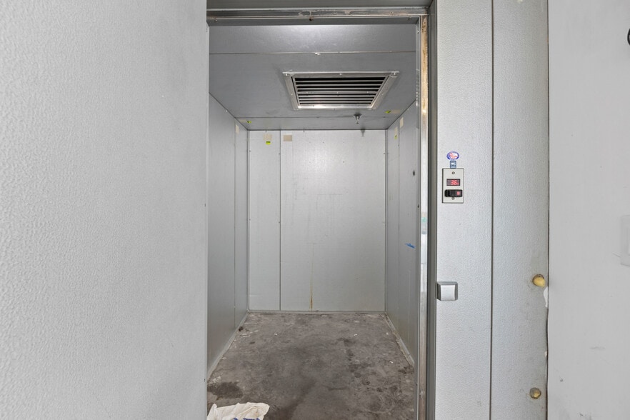 More Photos Of 1722 Habersham St, Savannah Restaurant For Lease