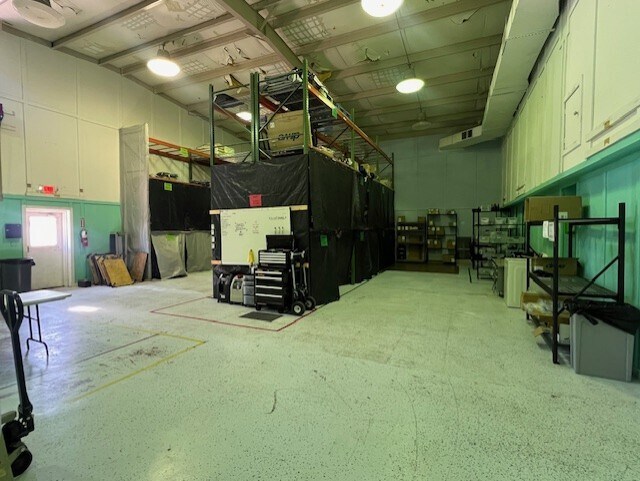 More Photos Of 1225 5th Ave SE, Decatur Warehouse For Sale