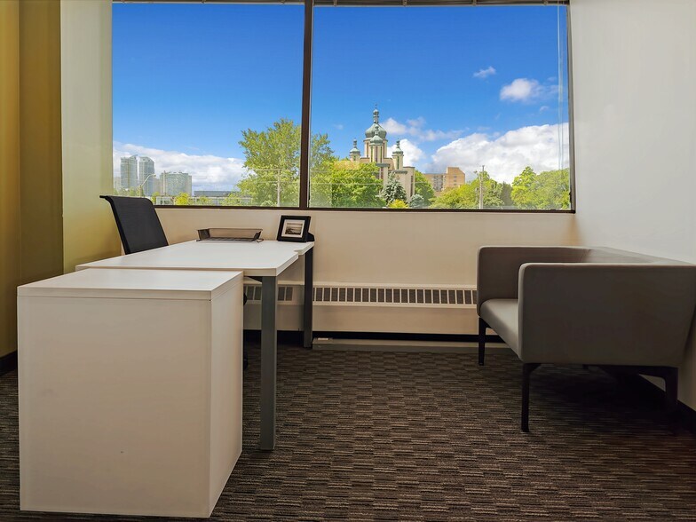 More Photos Of 10 Milner Business Ct, Toronto Coworking Space