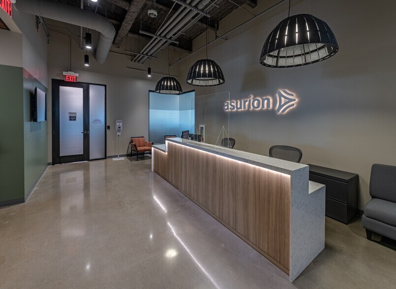 More Photos Of 10720 W Sam Houston Pky N, Houston Office For Lease