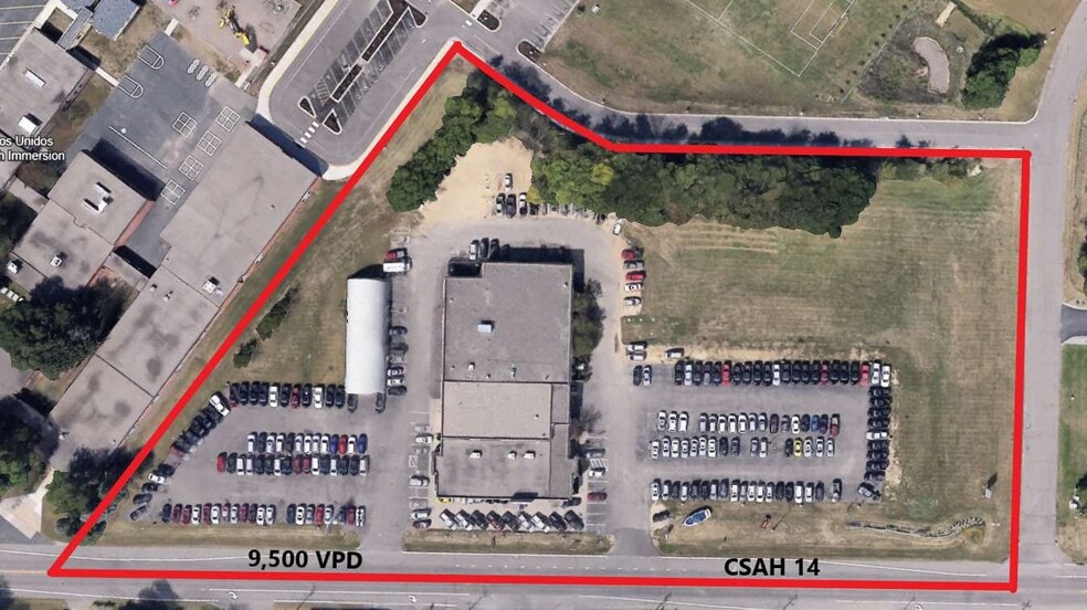 Primary Photo Of 11144 N Stillwater Blvd, Lake Elmo Auto Dealership For Sale