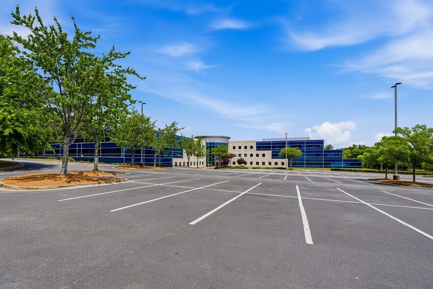 More Photos Of 771 Old Norcross Rd, Lawrenceville Medical For Lease