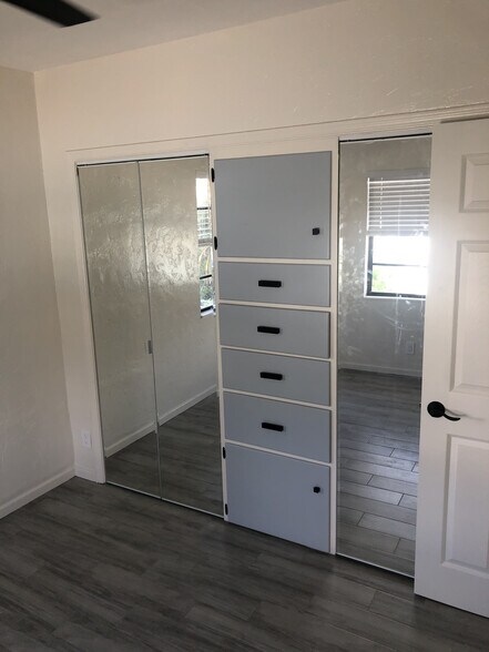 More Photos Of 100 Sandal Ln, Palm Beach Shores Apartments For Sale