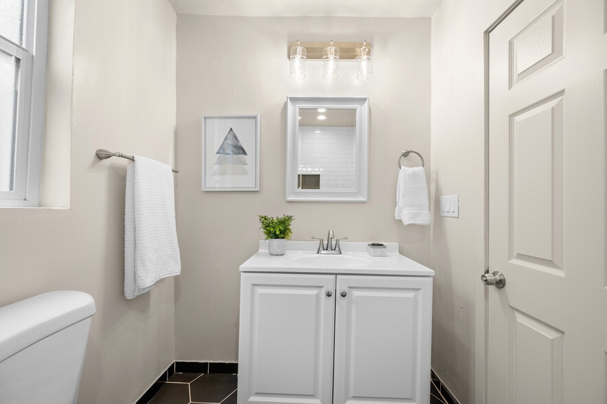 More Photos Of 400 700 S, Salt Lake City Multifamily For Sale