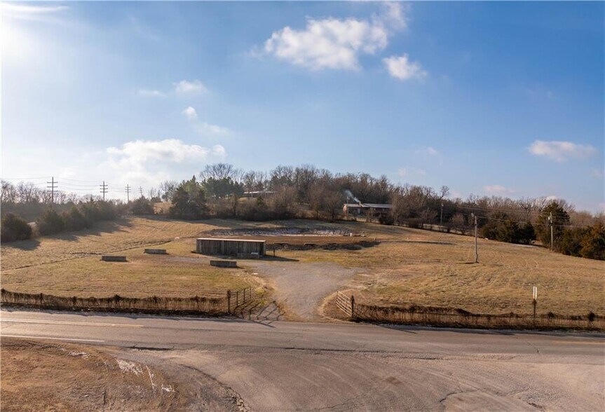 Primary Photo Of Wilson St, Fayetteville Land For Sale