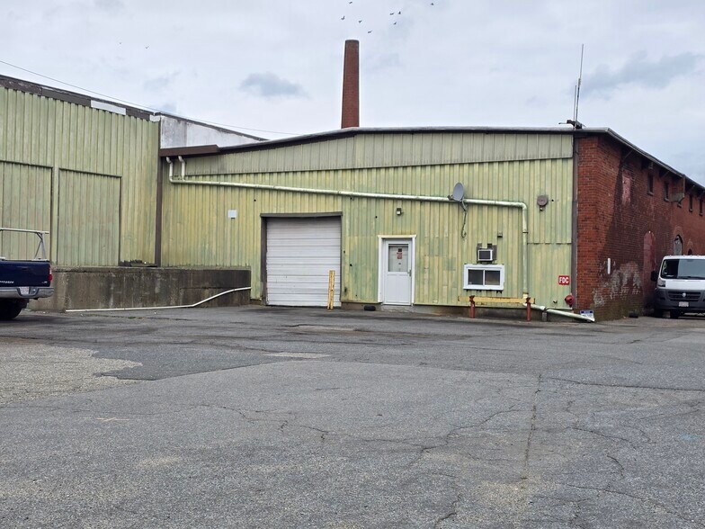 More Photos Of 160-168 Stevens St, Fall River Warehouse For Lease