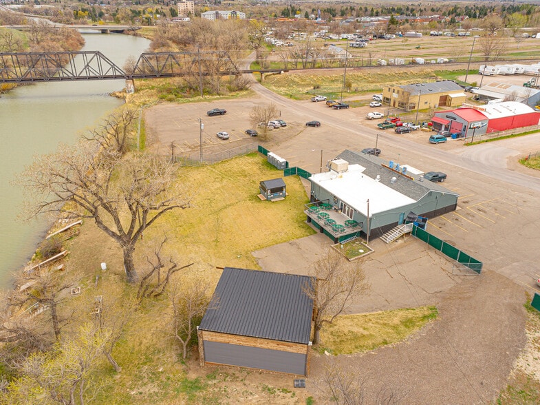 More Photos Of 1349 13th Ave SW, Great Falls Bar For Sale